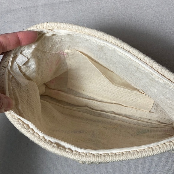 Handcrafted Crocheted Clutch - Picture 5 of 9